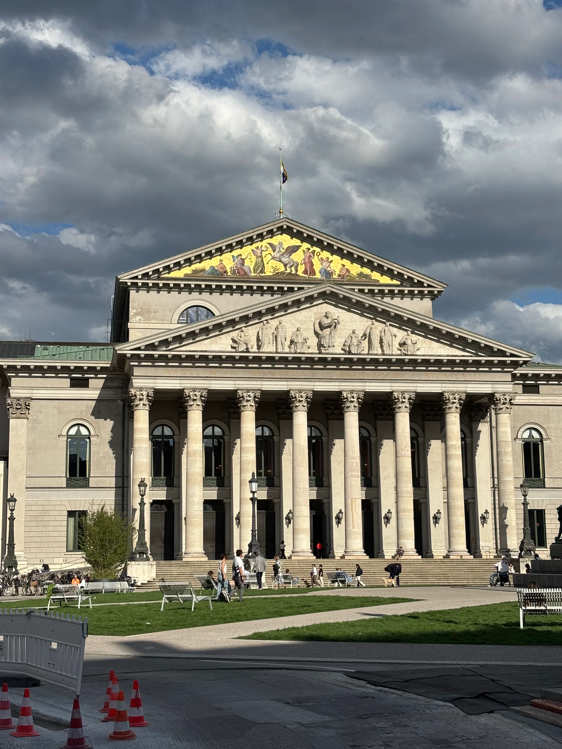 Opera
